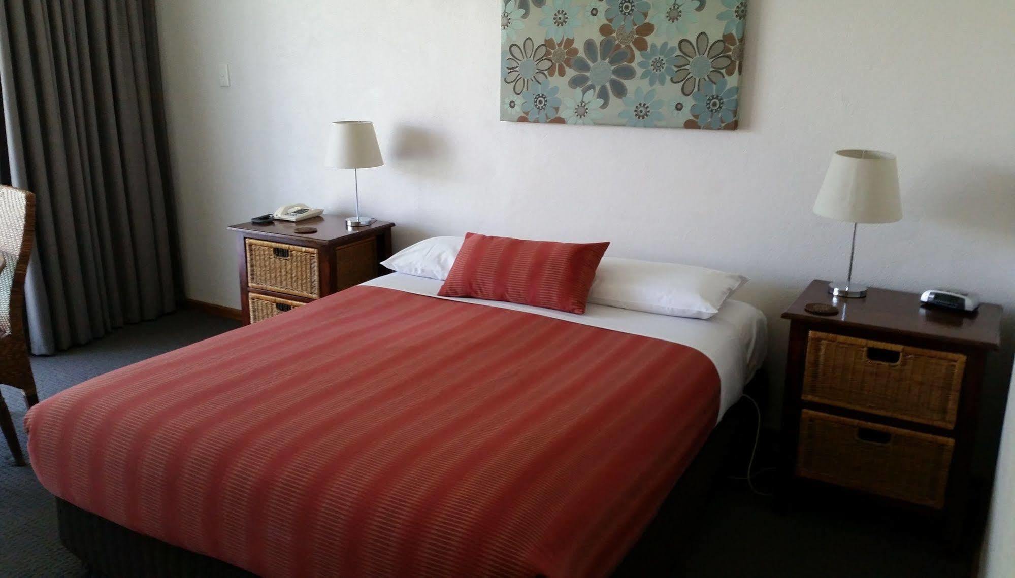 Coonawarra Motor Lodge Penola Buitenkant foto