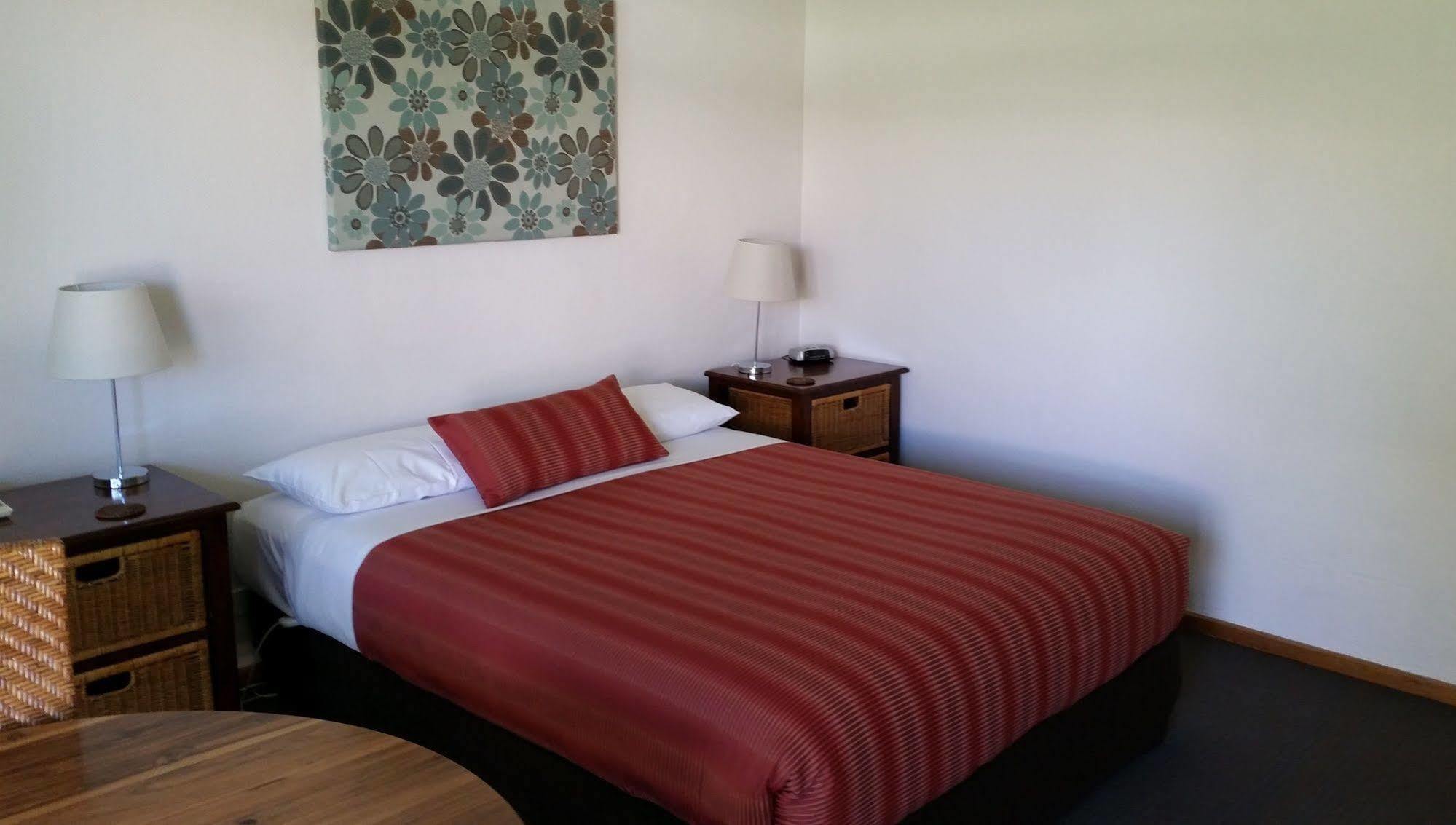 Coonawarra Motor Lodge Penola Buitenkant foto